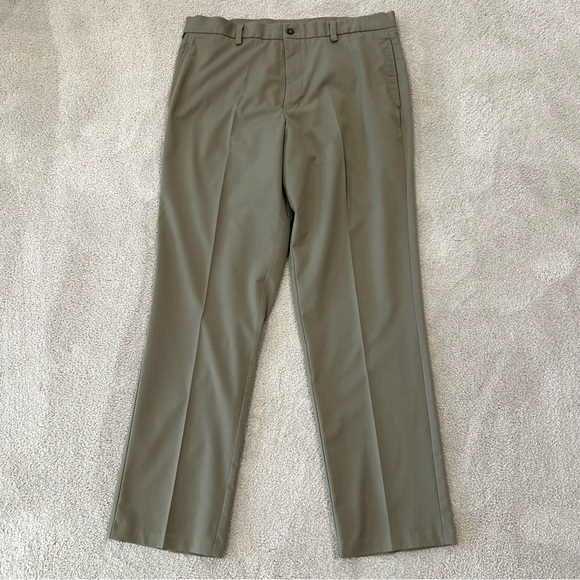 Dockers Other - Docker's Men Khaki Tan Pants 36W x 34L Business Casual Classic Neutral Preppy